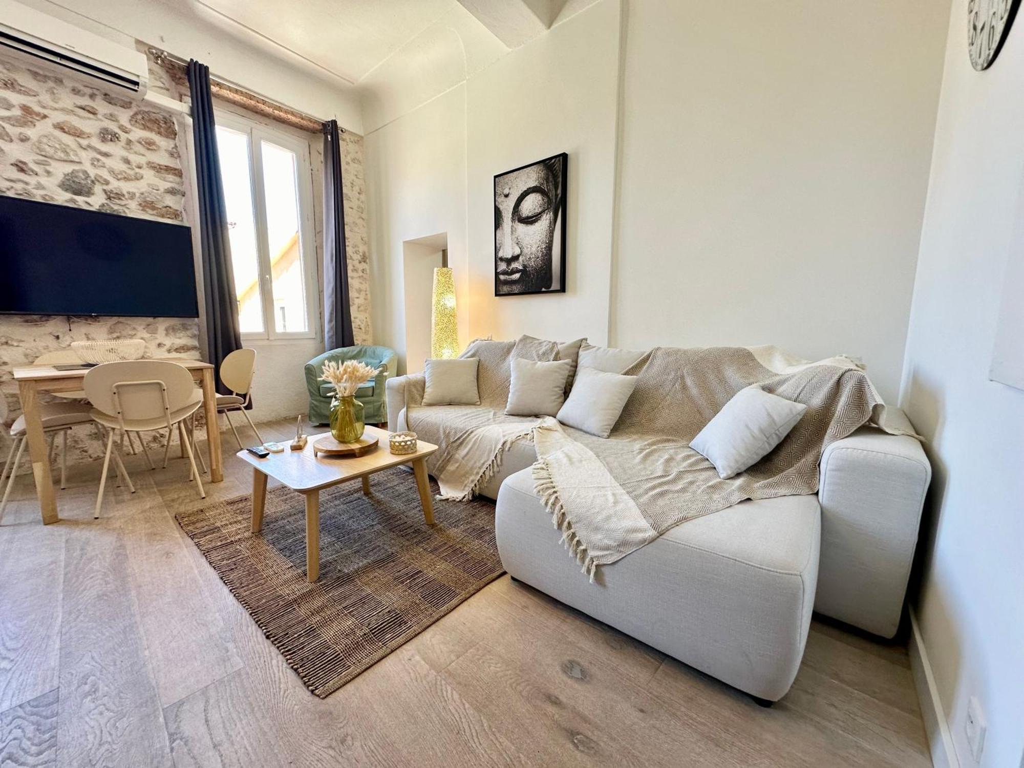 אנטיב Gorgeous Brand New 2 Bedrooms מראה חיצוני תמונה