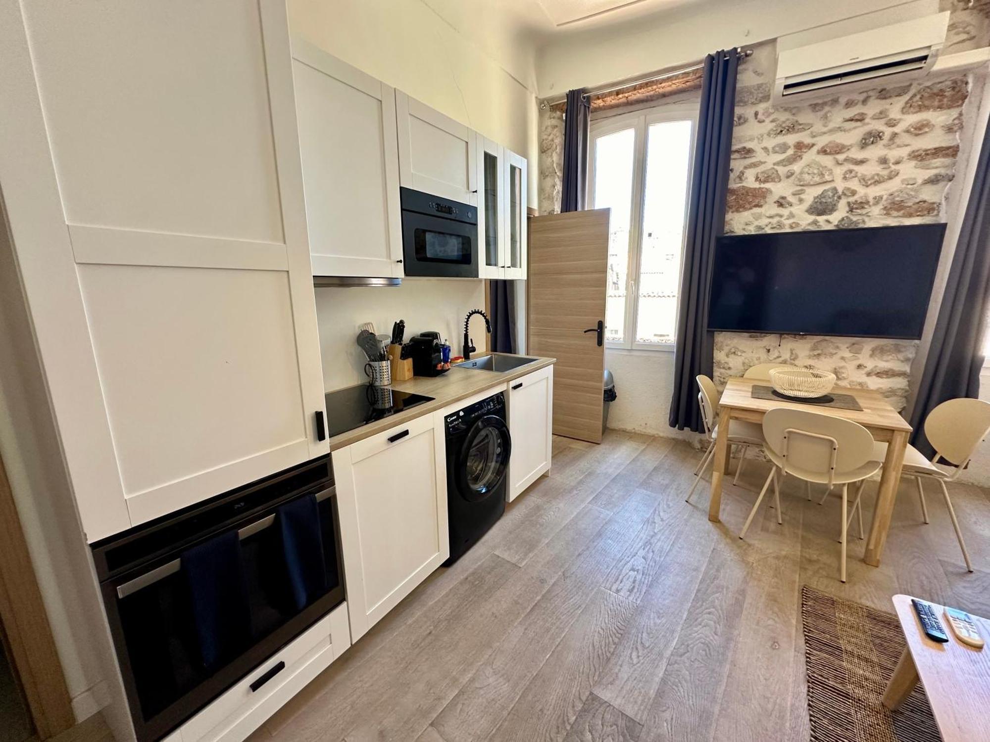 אנטיב Gorgeous Brand New 2 Bedrooms מראה חיצוני תמונה